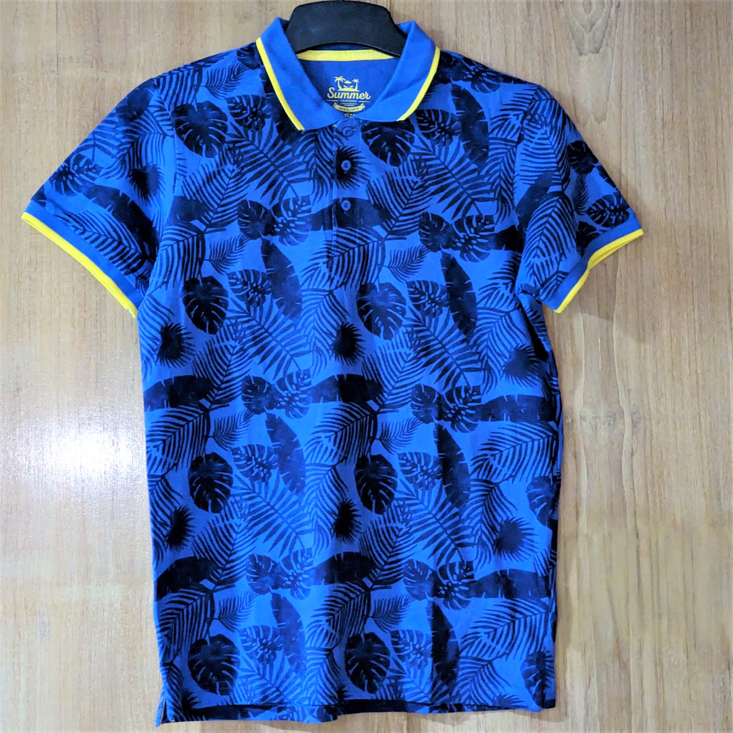 Blue print polo t-shirt