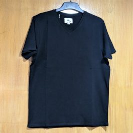 Black v Neck t shirt – xxl